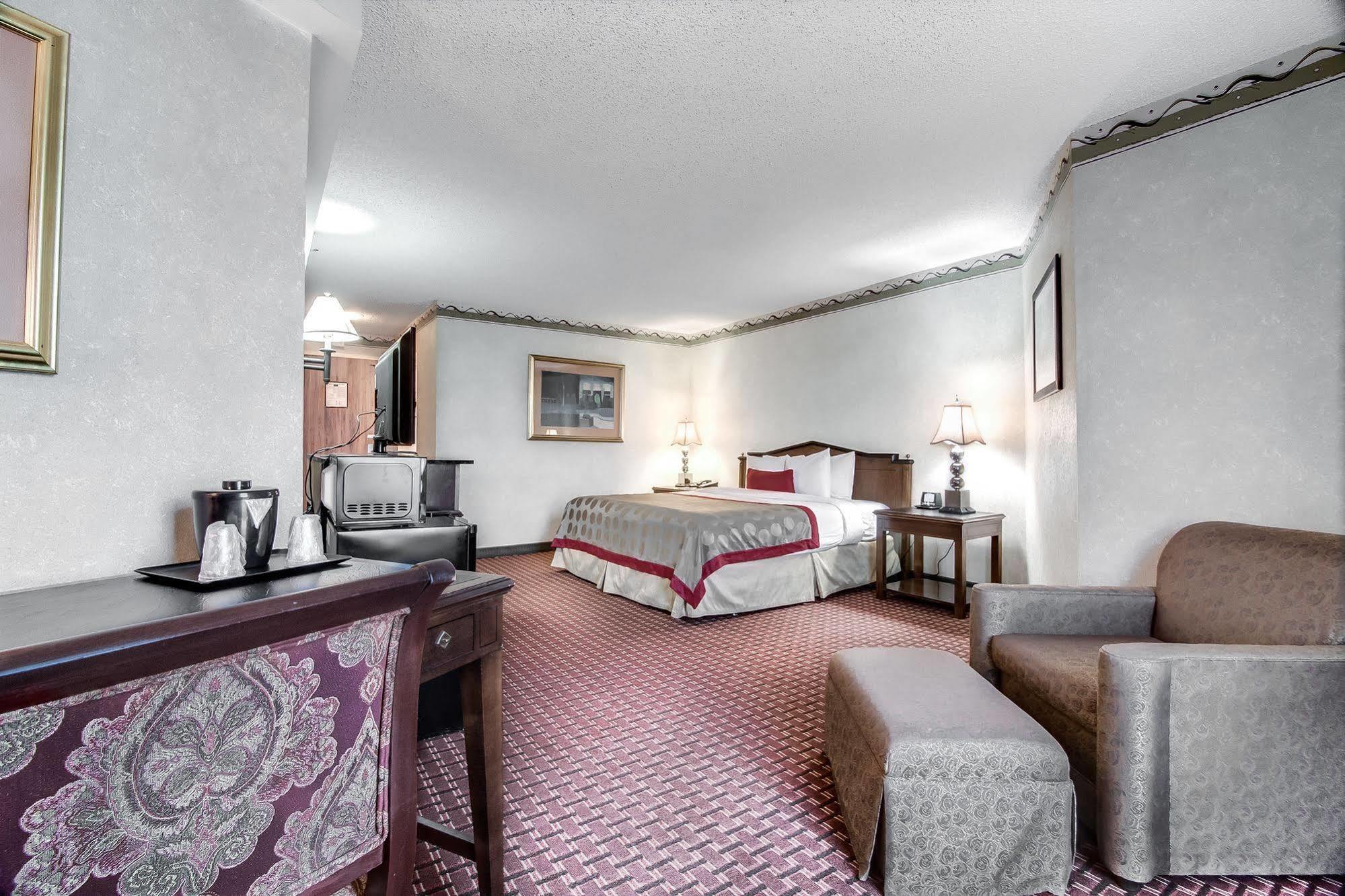Ramada Plaza By Wyndham Atlanta Airport Hotell College Park Eksteriør bilde
