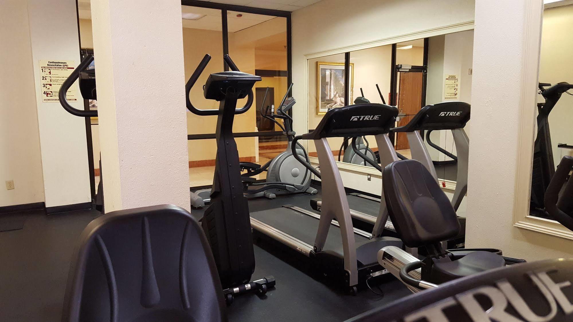 Ramada Plaza By Wyndham Atlanta Airport Hotell College Park Eksteriør bilde